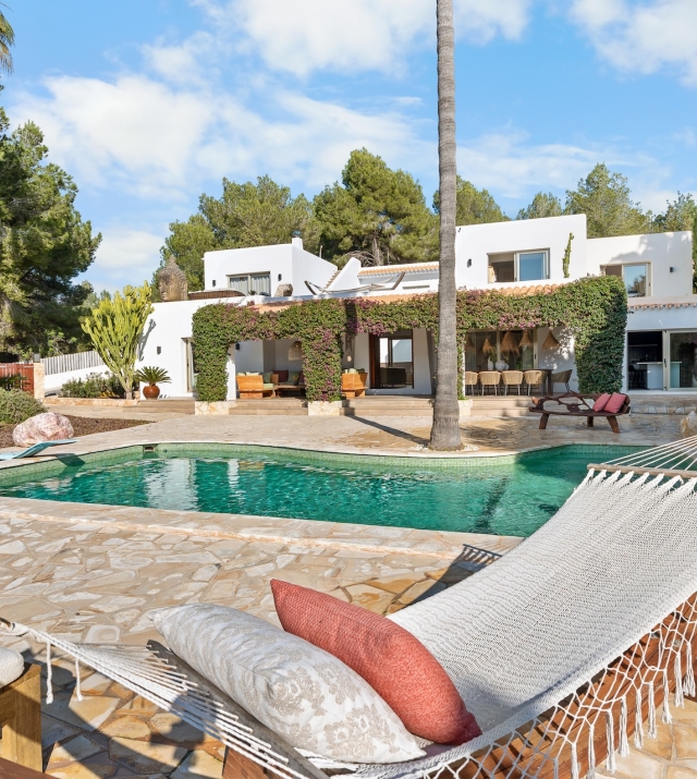 Resa Estates Paco for sale te koop finca paddel Ibiza main house.jpg